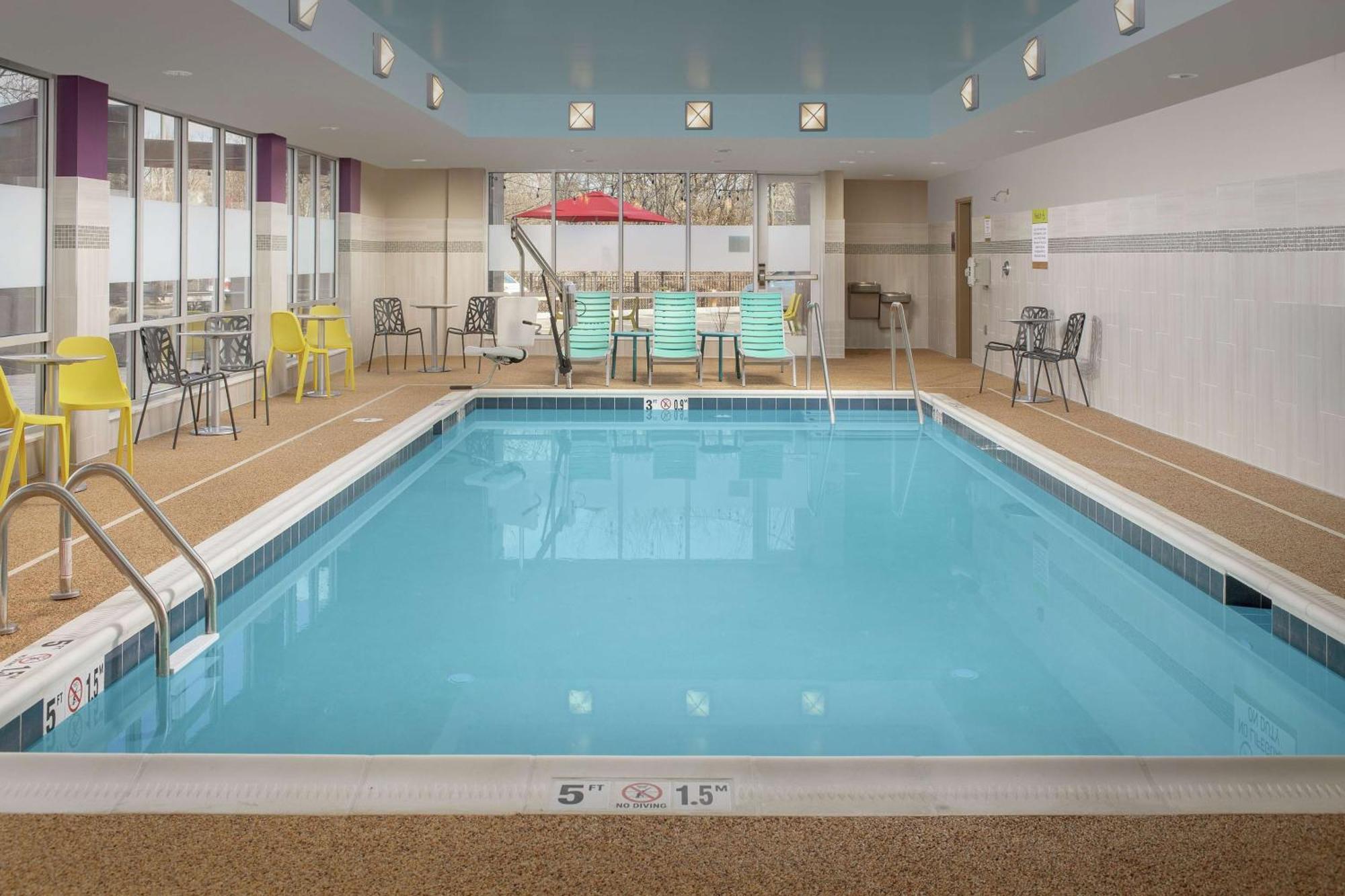 Home2 Suites By Hilton Edison Extérieur photo