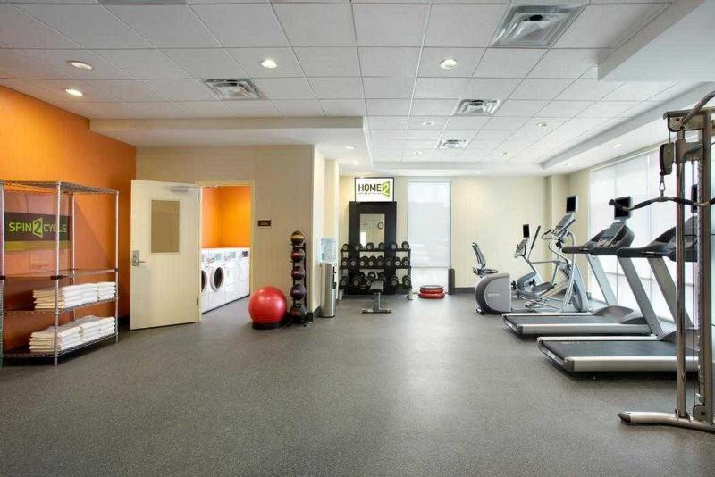 Home2 Suites By Hilton Edison Extérieur photo